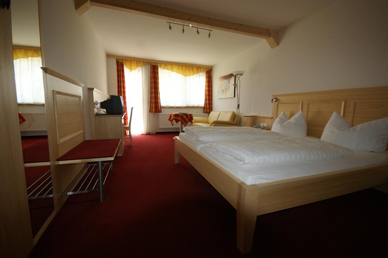 Hotel Beinbauer Büchlberg Kültér fotó